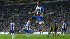 Бизнес-проект "Порту". На чем и сколько зарабатывает соперник "Локомотива"