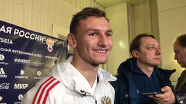 Федор Чалов: "С кем удобнее играть в атаке? Без разницы, хочу дебютировать за сборную"   