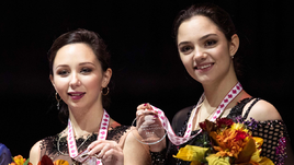 Елизавета Туктамышева и Евгения Медведева.