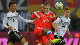 15 ноября. Лейпциг. Германия – Россия – 3:0. В игре Ари (№26).