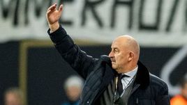 15 ноября. Лейпциг. Германия – Россия – 3:0. Станислав Черчесов.