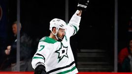 Александр Радулов.