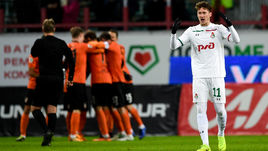 23 ноября. Москва. "Локомотив" - "Урал" - 1:2. Антон Миранчук негодует - уральцы вышли вперед.