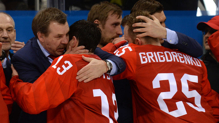 Олег Знарок и Павел Дацюк на Олимпиаде в Пхенчхане. Фото photo.khl.ru Олег Знарок и Павел Дацюк на Олимпиаде в Пхенчхане. Фото photo.khl.ru