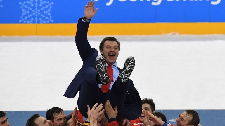 Олег Знарок после финальной игры на Олимпиаде в Пхенчхане. Фото AFP Олег Знарок после финальной игры на Олимпиаде в Пхенчхане. Фото AFP