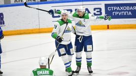 Теему Хартикайнен (слева) и Антон Бурдасов.