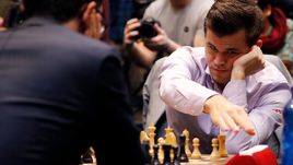 28 ноября. Лондон. Магнус Карлсен побеждает Фабиано Каруану..