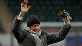 28 ноября. Москва. "Локомотив" - "Галатасарай" - 2:0. Главный тренер "Локо" Юрий Семин.