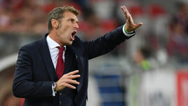 Массимо Каррера.