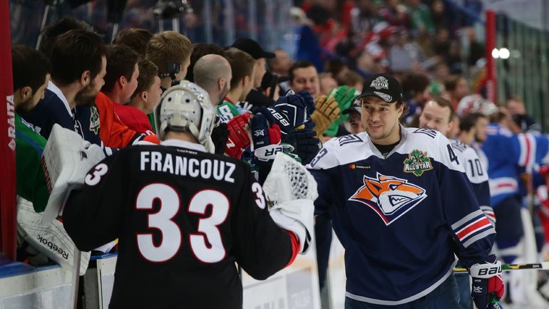 Ян Коварж (справа) вернется в КХЛ? Фото photo.khl.ru Ян Коварж (справа) вернется в КХЛ? Фото photo.khl.ru