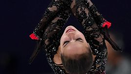 Алина Загитова.