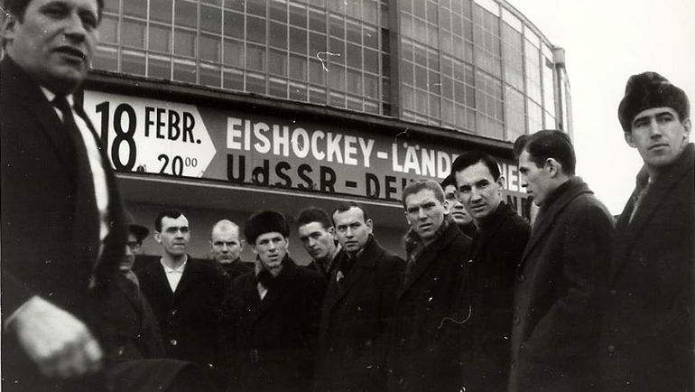 Хоккеисты сборной СССР. Фото из личного архива Анри Аминова Хоккеисты сборной СССР. Фото из личного архива Анри Аминова