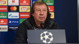 10 декабря. Гельзинкирхен. Пресс-конференция Юрия Семина перед матчем "Шальке" - "Локомотив".