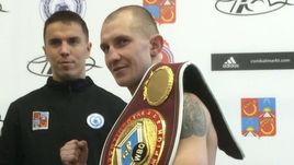 Роман Андреев (справа).