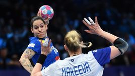 16 декабря. Париж. Россия - Франция - 21:24. Россиянки уступили в финале чемпионата Европы.