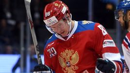 Сергей Шумаков (№88) продолжит карьеру в "Авангарде".