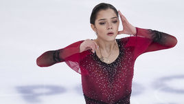 21 декабря. Саранск. Евгения Медведева в короткой программе на чемпионате России.