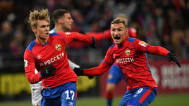 11 ноября. Москва. ЦСКА - "Зенит" - 2:0. Арнор Сигурдссон и Федор Чалов радуются второму голу в матче.