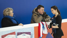 Татьяна Тарасова (слева), Брайан Орсен (в центре) и Евгения Медведева.