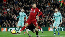 29 декабря. Ливерпуль. "Ливерпуль" - "Арсенал" - 5:1. 14-я минута. Роберту Фирмину сравнивает счет.