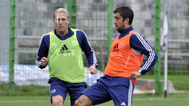 9 сентября 2011 года. Новогорск. Андрей Воронин и Александр Самедов на тренировке "Динамо".