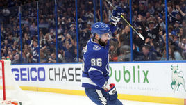 27 декабря 2018 года. Тампа. Никита Кучеров празднует гол в ворота "Филадельфии".