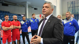 Сергей Шишкарев: "Я бился за выживание в Антарктиде, а девчонки – за страну в Париже. Мы преодолевали вместе"