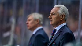 9 января. Челябинск. "Трактор" - "Ак Барс" - 1:0. Главный тренер казанцев Зинэтула Билялетдинов.