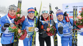 13 января. Оберхоф. Маргарита Васильева, Лариса Куклина, Евгения Павлова и Екатерина Юрлова-Перхт (слева направо).