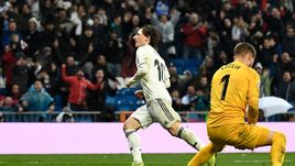 19 января. Мадрид. "Реал" - "Севилья" - 2:0. 92-я минута. Лука Модрич (№ 10) забил второй мяч в ворота Томаша Вацлика.