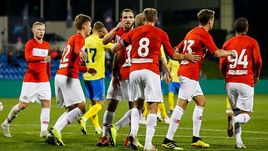 21 января. Доха. "Спартак" - "Ростов" - 2:1. 92-я минута. Победу красно-белым принес Денис Глушаков (№ 8).