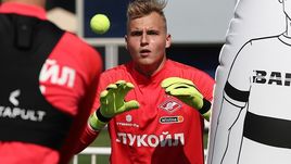 20 января. Доха. Александр Максименко на тренировке "Спартака" во время сбора в Катаре.