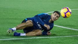 "ПСЖ" жалко денег на Паредеса, Азар не против перехода в "Реал"