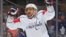 23 января. Торонто. "Торонто" – "Вашингтон" – 6:3. Александр Овечкин празднует гол.