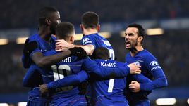 24 января. Лондон. "Челси" - "Тоттенхэм Хотспур" - 2:1 (2:0). Пенальти - 4:2. "Синие" празднуют победу.