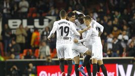 26 января. Валенсия. "Валенсия" – "Вильярреал" – 3:0. Денис Черышев (справа) забил гол своей команде, которая отдала его в аренду.