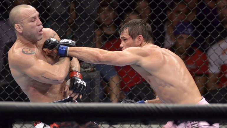 Вандерлей Силва (слева). Фото AFP Вандерлей Силва (слева). Фото AFP