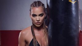 Николь Ковальчук.