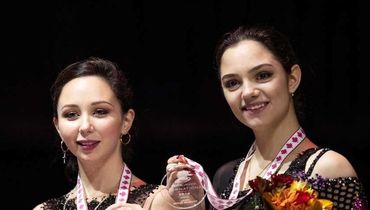 Елизавета Туктамышева и Евгения Медведева.