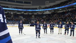 17 февраля. Минск. "Динамо" Мн - "Сочи" - 1:3. Минское "Динамо" выпустило против "Сочи" только 16 полевых игроков.