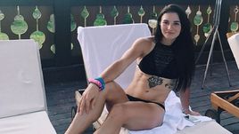 Российская лыжница Непряева удивит вас своей красотой. Она железно готова к чемпионату мира 