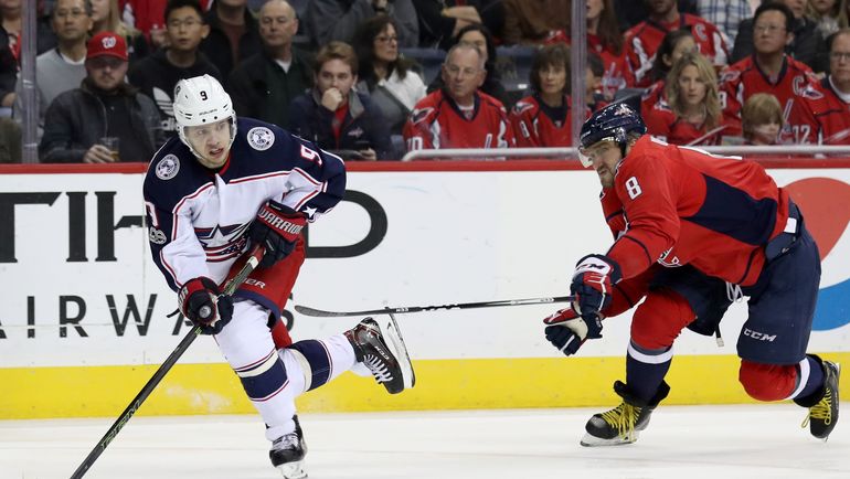 Артемий Панарин и Александр Овечкин. Фото AFP Артемий Панарин и Александр Овечкин. Фото AFP