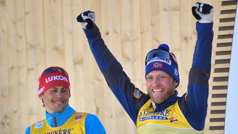 Чемпион мира Мартин Сундбю (справа) и Александр Бессмертных. Фото AFP Чемпион мира Мартин Сундбю (справа) и Александр Бессмертных. Фото AFP