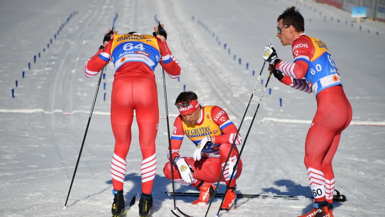 Александр Бессмертных (в центре). Фото AFP Александр Бессмертных (в центре). Фото AFP