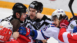 2 марта. Москва. "Спартак" - СКА - 2:5. Питерская команда одержала первую победу в серии.