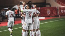 "Монако" ушел от поражения в концовке матча.