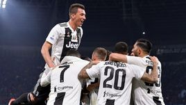 3 марта. Неаполь. "Наполи" - "Ювентус" - 1:2. Туринцы увеличили свое лидерство до 16 очков.