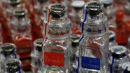 Пробирки для забора анализов на допинг.