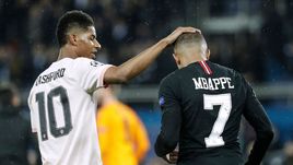 6 марта. Мариж. "ПСЖ" - "Манчестер Юнайтед" - 1:3. Маркус Рэшфорд и Кильян Мбаппе после игры.