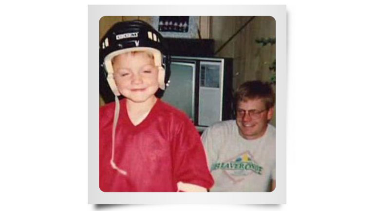 Юный Брэйден Холтби с отцом. Юный Брэйден Холтби с отцом.